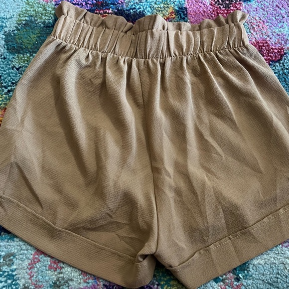 Tyche brand Brown shorts size medium - Picture 4 of 5